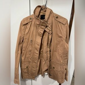 Women’s tan jacket